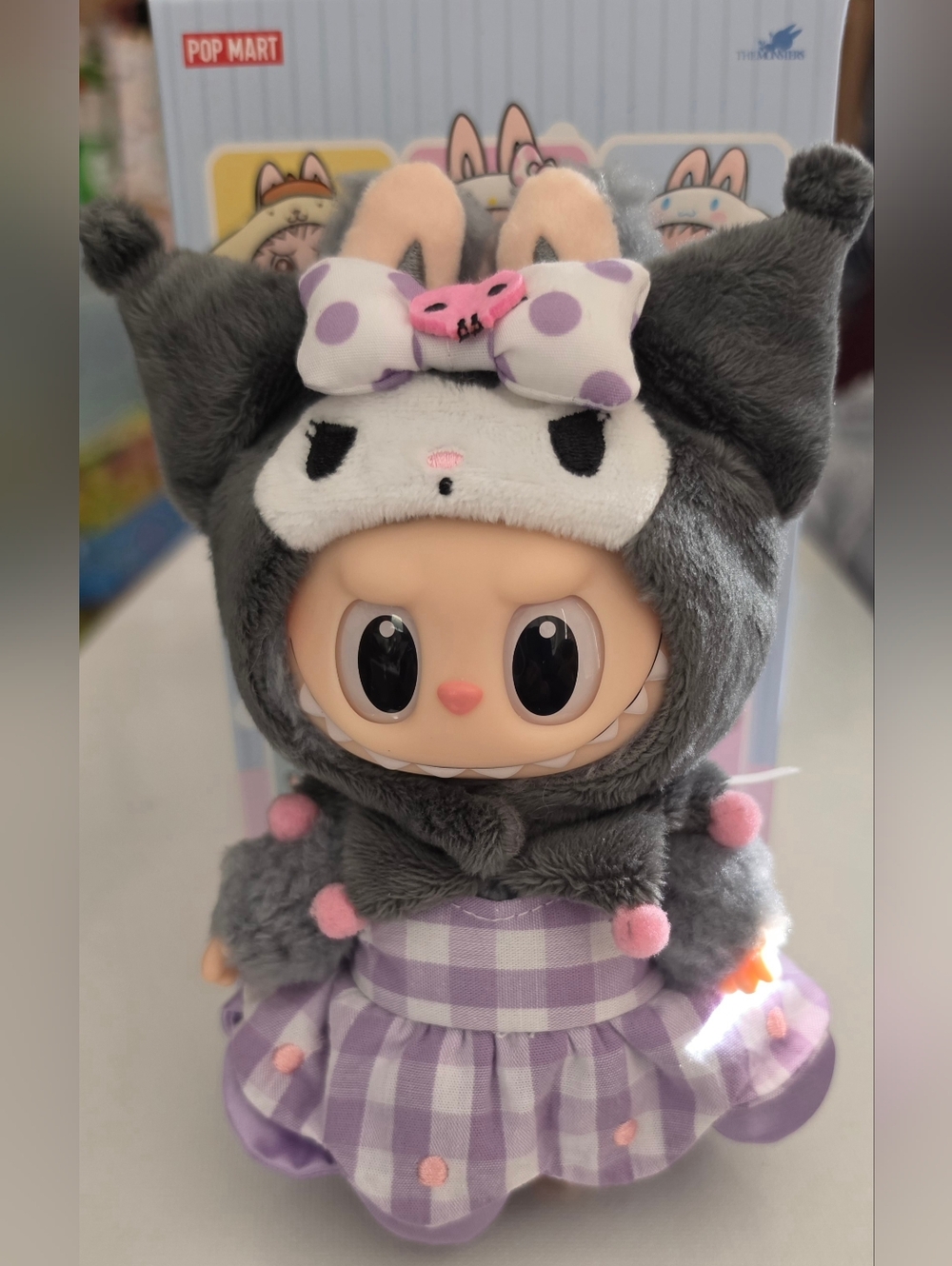 THE MONSTERS X Sanrio Characters Series Vinyl Plush Pendants "Kuromi" - Picture 7 of 12
